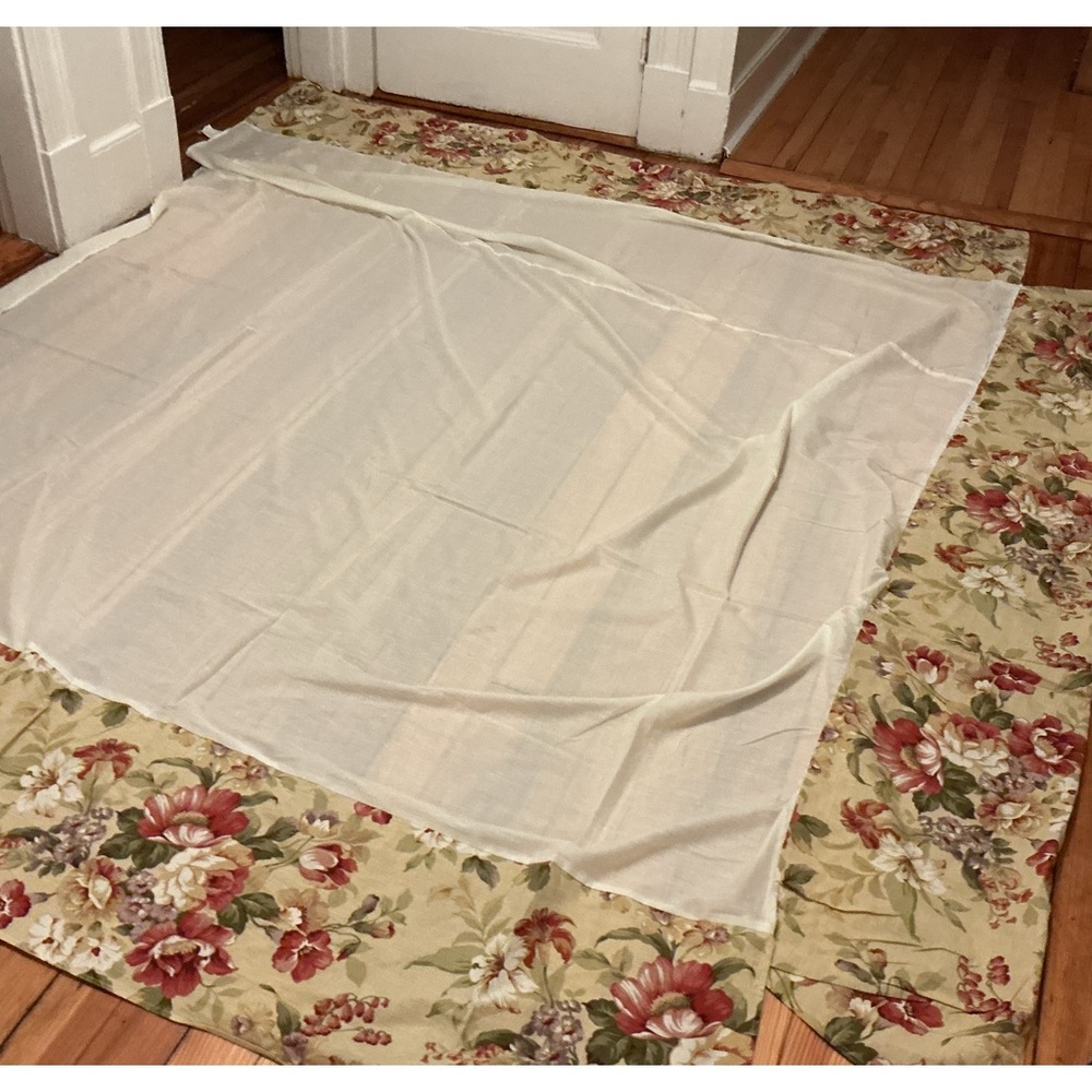 NWOT Waverly Queen Bedskirt - Picture 14 of 15